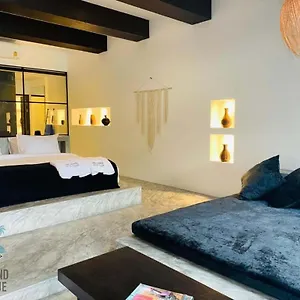 https://tao-island-boutique.tophotelskohtao.com